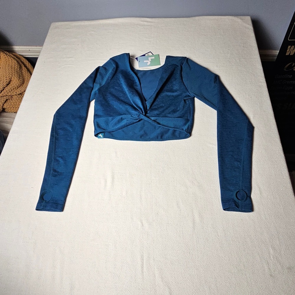 JoyLab Womens Cropped Fit Seamless Tee Lagoon Blue Long Sleeve Twist Front L NWT
